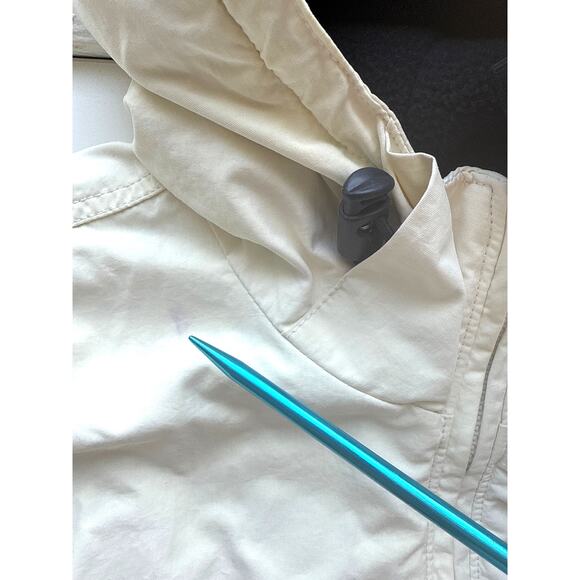 Abercrombie & Fitch Fleece Lined White Ski Snowboarding Jacket Size Medium - Picture 8 of 9